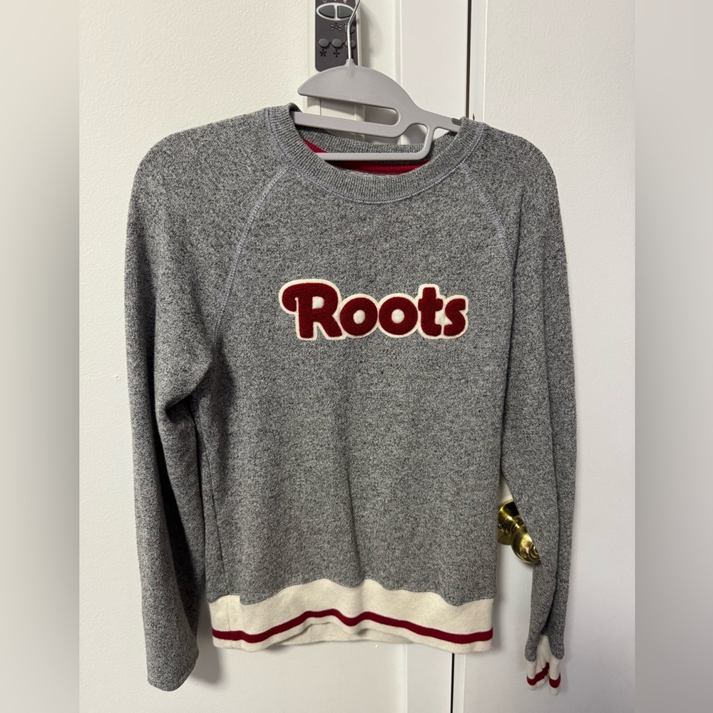 Roots Cabin Gray and Red Sweater